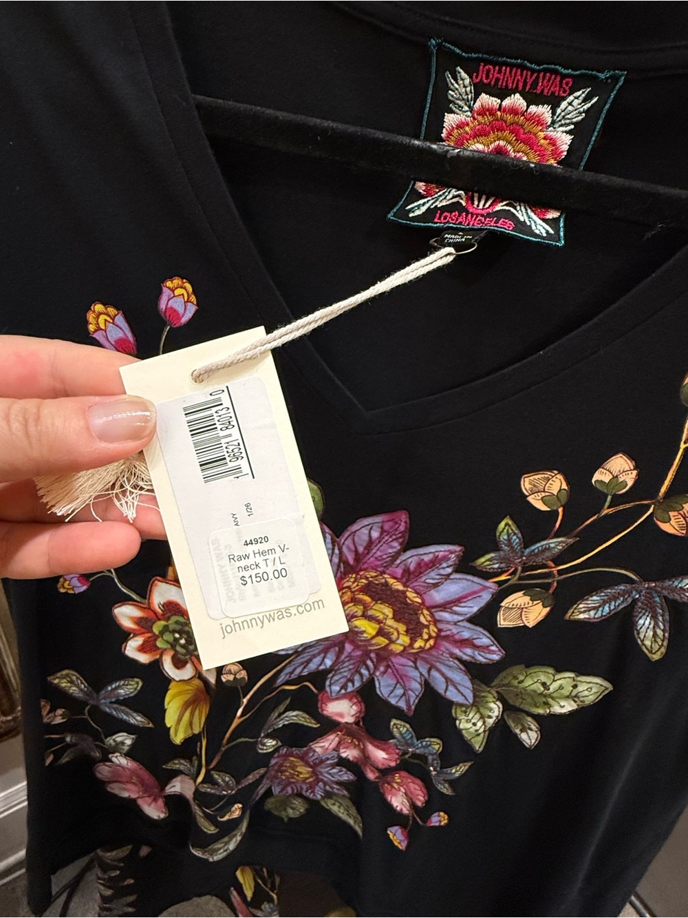 Johnny Was Aivy Raw Hem V- Neck Tee - Picture 10 of 10